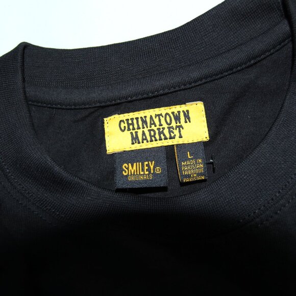 BNWT SS20 CHINATOWN MARKET VIKING SMILE TSHIRT S & M & L - Picture 8 of 10